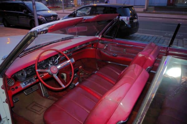 Cadillac DeVille 1966 lenkrad von links