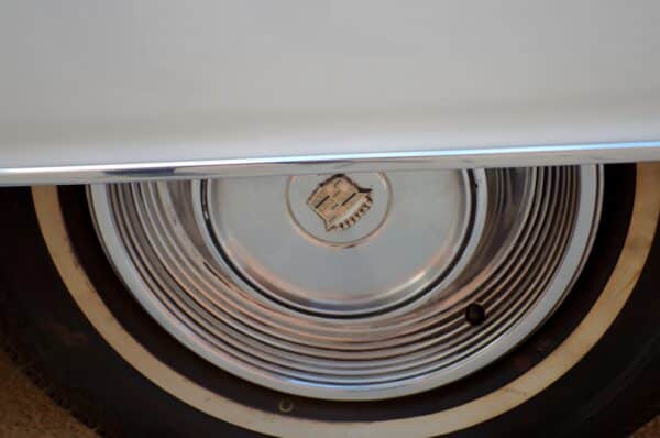 Cadillac DeVille 1966 Radabdeckung